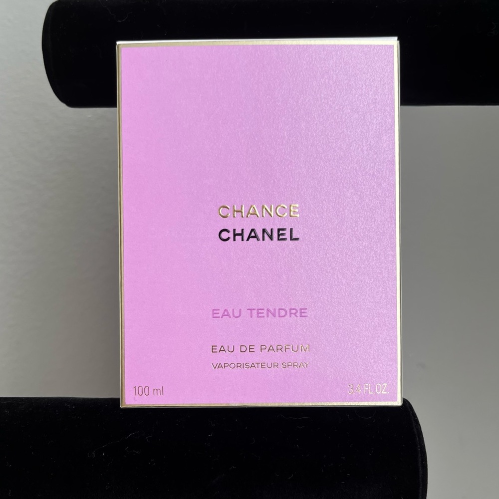 CHANEL, Chance perfume BOX.